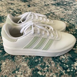 Women’s Adidas Court Platform Skateboarding Shoes Size 8